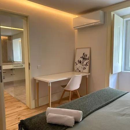 Privade In Baixa With Private Bathroom