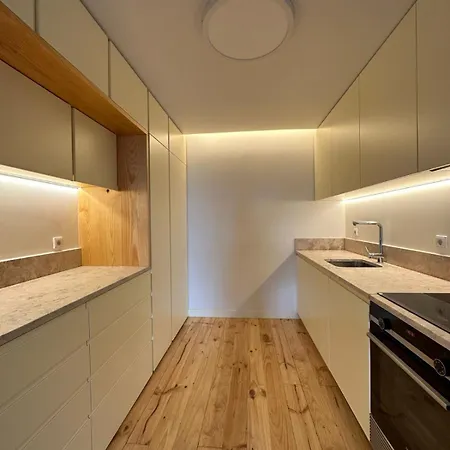 ホームステイ Privade In Baixa With Private Bathroom *