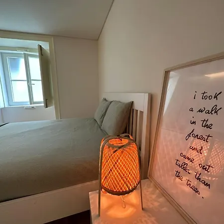 Privade In Baixa With Private Bathroom Δωμάτια σε οικογενειακή κατοικία *