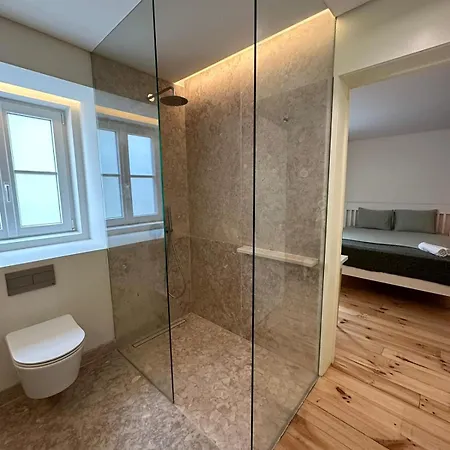 ホームステイ Privade In Baixa With Private Bathroom *