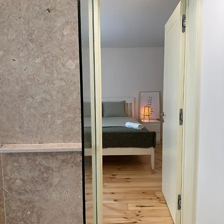 Habitación en casa particular Privade In Baixa With Private Bathroom